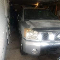 Nissan titan 