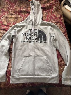 North face men sweater