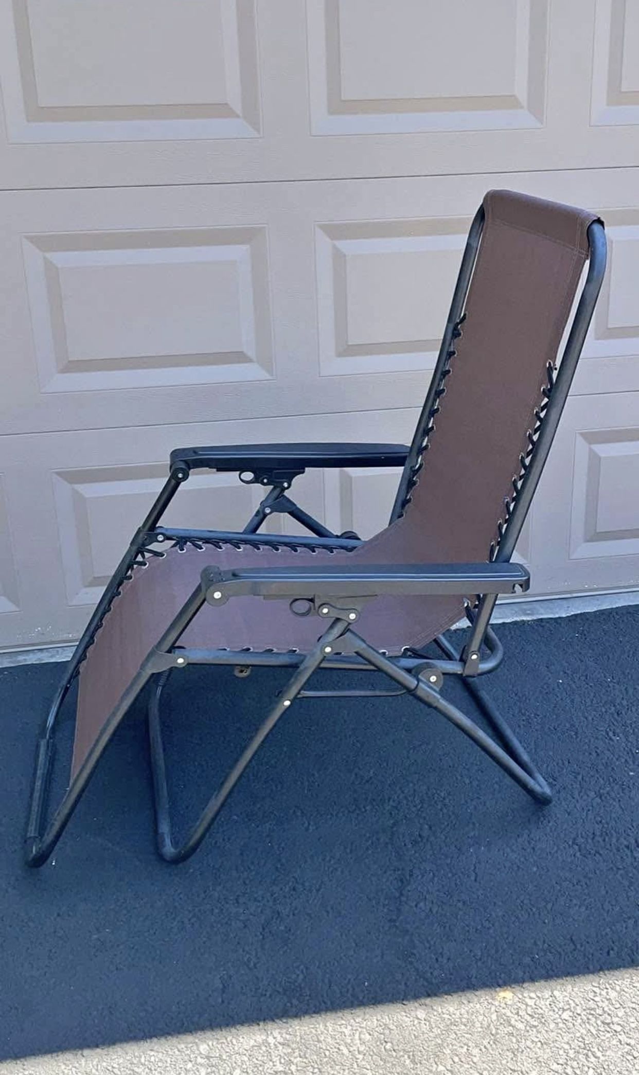 Chocolate Zero Gravity Lounge Chair