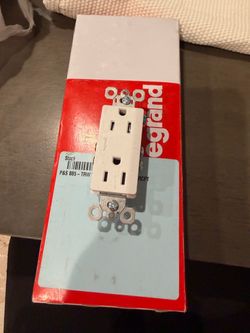 Legrand P&S 885-TRW Duplex Wall Outlet