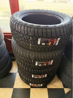 Vendo 275/55/R20 las 4 llantas Supermax Alterrain pro $540