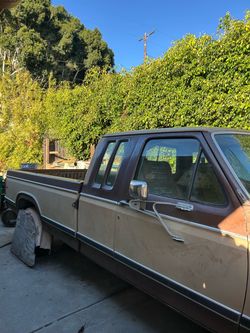 1984 f250 pick up