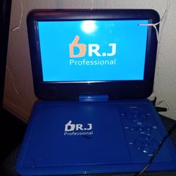 portable DVD player 