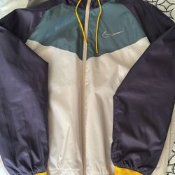 Men’s Nike Windbreaker Medium