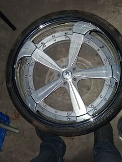 22"&20" staggered Forgiato Ritorno wheels