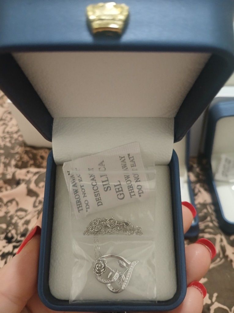 Brand New 925 Necklace