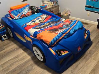 Step 2 Hot Wheel Toddler to Twin bed with Twin mattress!