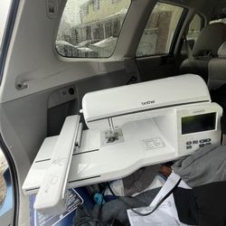 Brother Innov-is Nq1700-e Embroidery Machine