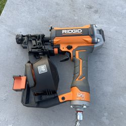 RIDGID Pneumatic 15 Deg. 1-3/4 in. Coil Roofing Nailer