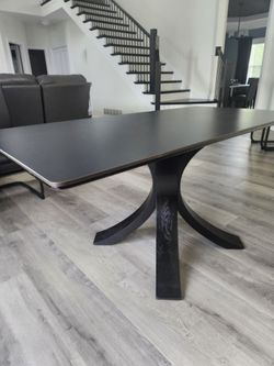 Black Table