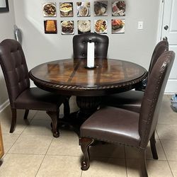 dining room / kitchen table for sale 