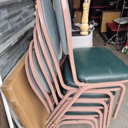 6 Chairs 