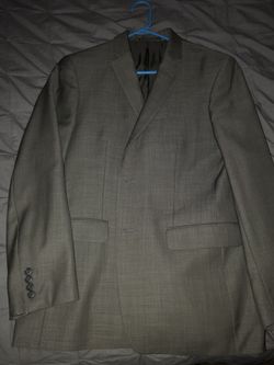Calvin Klein Men’s Suit. 42 Reg