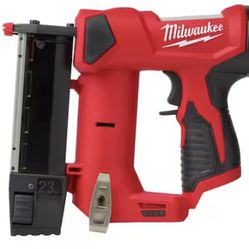Milwaukee M12 12v 23 Gauge Cordless Pin Nailer 