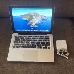 Apple MacBook Pro 13 like new OS Catalina 320 GB