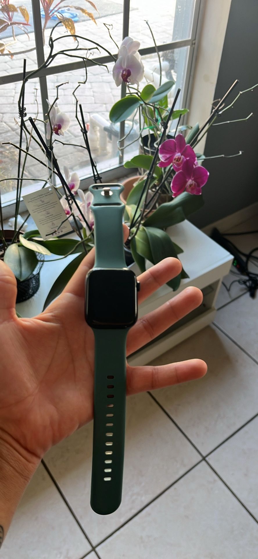 Apple Watch SE 2nd Gen 44 mm