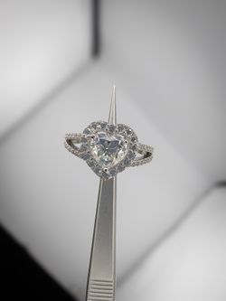 Heart Halo Ring 