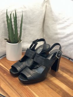 High Heels, Black , size 7   M