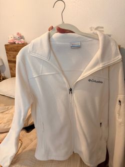 Women’s Columbia Sweater Size L