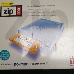 Iomega Zip 100 External USB Drive in retail box