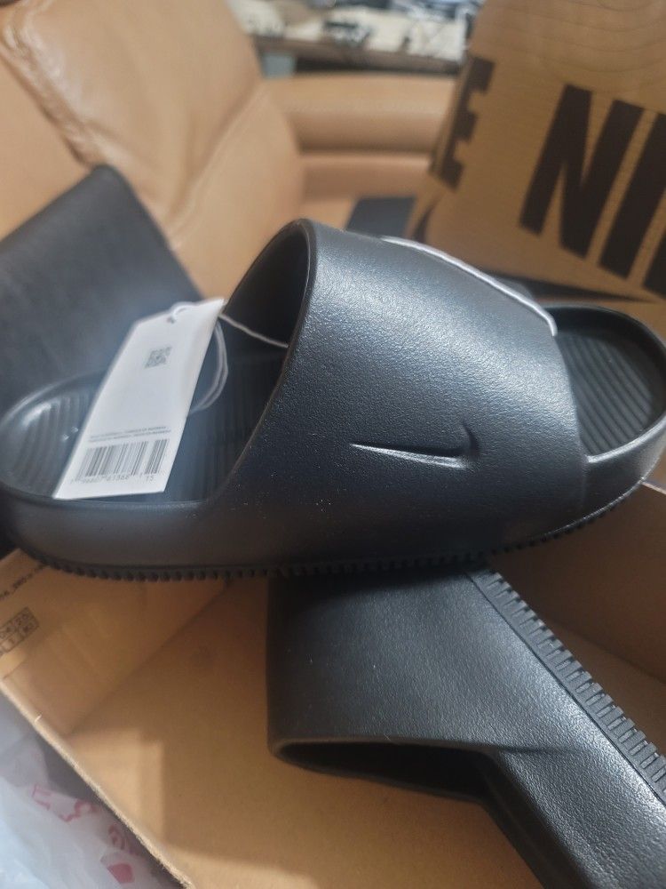 Nike Calm Slide