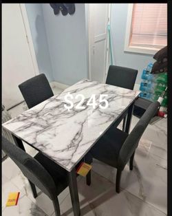 Beautiful‼️ 5-Pc Dining Table Set Charcoal Wool Upholstery
