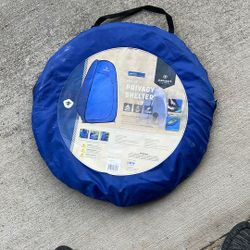 Pop-up Privacy Shelter 