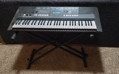 Yamaha Keyboard