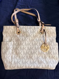Michael Kors hand bag