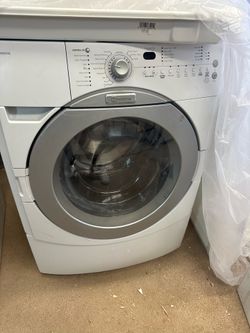 Maytag Front Load Washer & Dryer Set – Great Condition