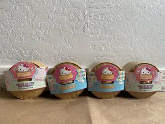 Sanrio Hello Kitty Dumpling Squishy Toys
