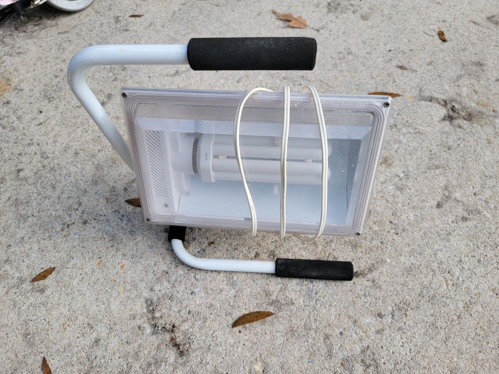 area light Very bright