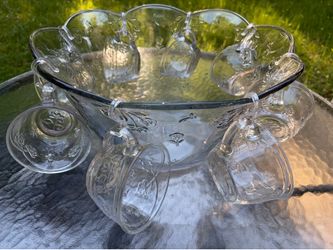 Punch bowl set. . Unused   Vintage
