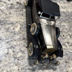 Vintage Radio Die Cast 1931 Rolls Royce Car.   Working.  