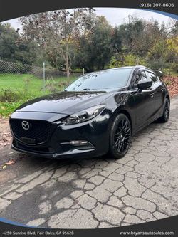 2017 MAZDA MAZDA3
