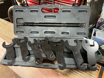 Fan Clutch Wrench Set with Case