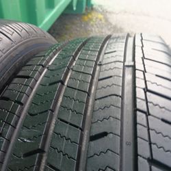 2 Used Tires 215/60/R17