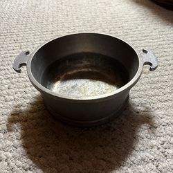 Vintage Guardian Service Pot