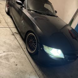 Z4  Bmw 3.0si