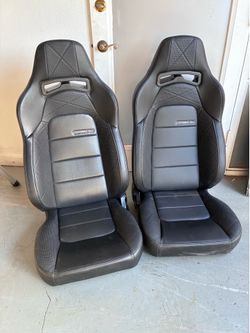 Corbeau seats