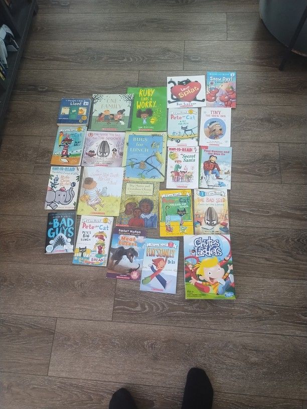 MixedBooks With A Board Game