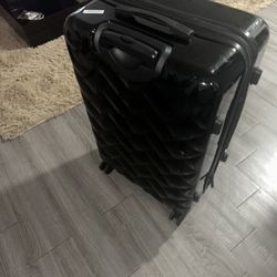 Large Hardshell Suitcase 