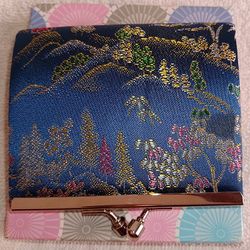 Japan's Traditional Small Wallet