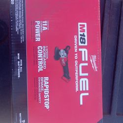Milwaukee
M18 FUEL 18V Lithium-Ion Brushless Cordless 4-1/2 in./5 in. Grinder with Variable Speed & Slide Switch (Tool-Only)