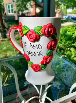 Ceramic "TE AMO MAMA" Vase