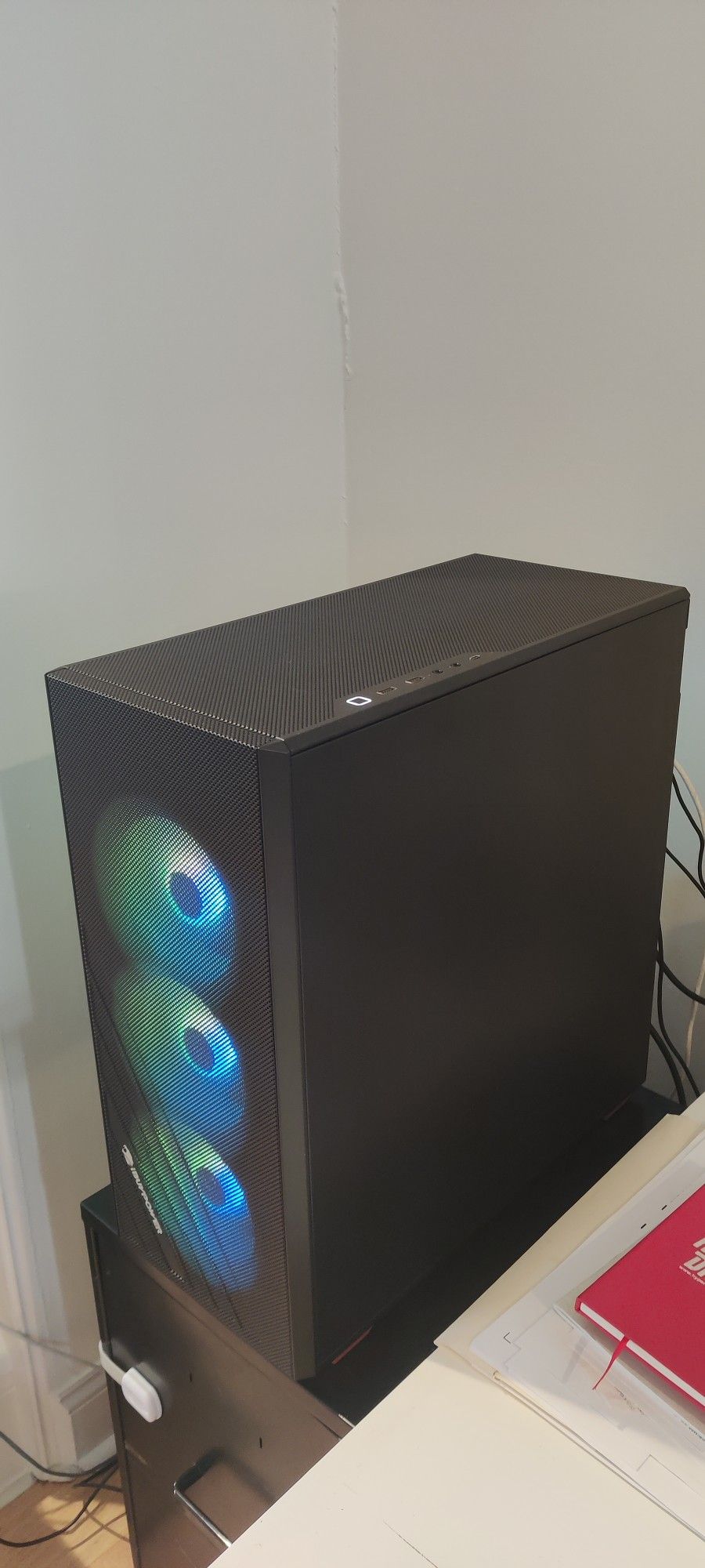 Gaming PC (AMD Ryzen 7 7700 + RTX 4060ti )