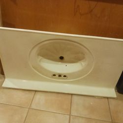 43 inch vintage shell bathroom vanity