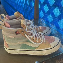 Van’s High Top, Women’s 7.5