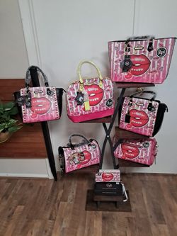 La Philipe art purses, totes, bucket and a wallet
