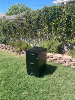 Black Locking 3-Drawer Metal File Cabinet